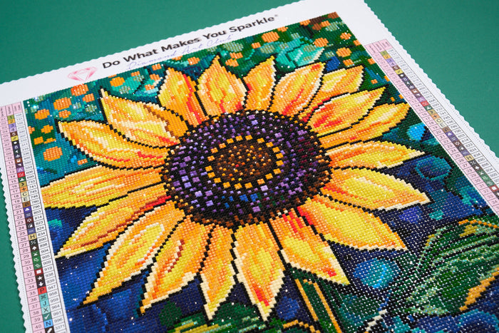 Diamond Painting Golden Majesty 13" x 17" (33cm x 42.7cm) / Round with 54 Colors including 2 ABs and 2 Fairy Dust Diamonds / 18,600