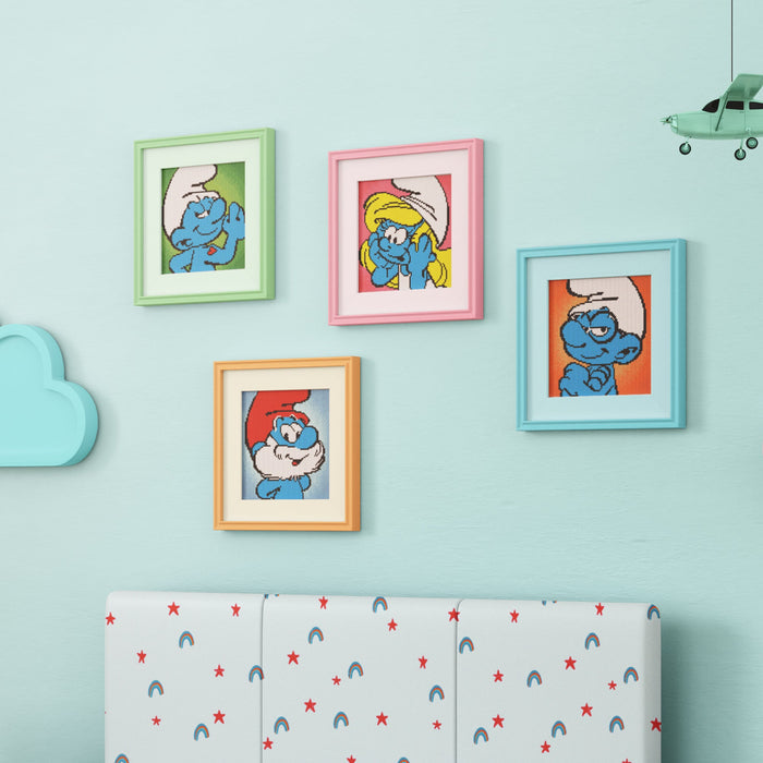 Diamond Painting Hefty Smurf 9" x 9" (23cm x 23cm) / Round with 8 Colors including 1 AB and 1 Glow In The Dark Diamond / 6,724