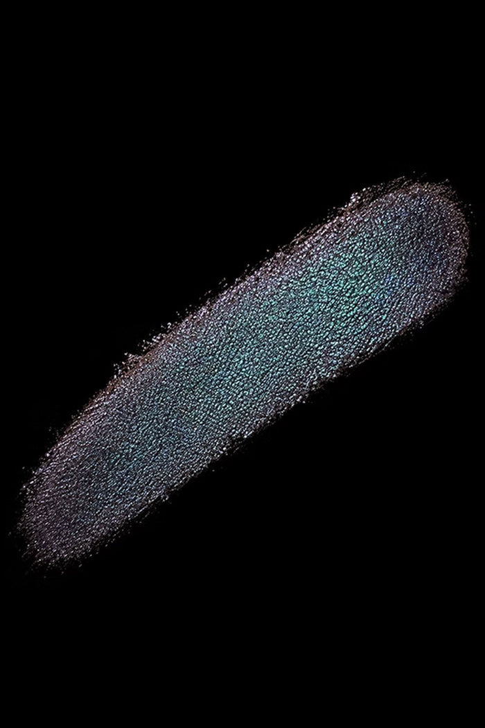 Ultra pigmented pressed chrome eyeshadow from Curst