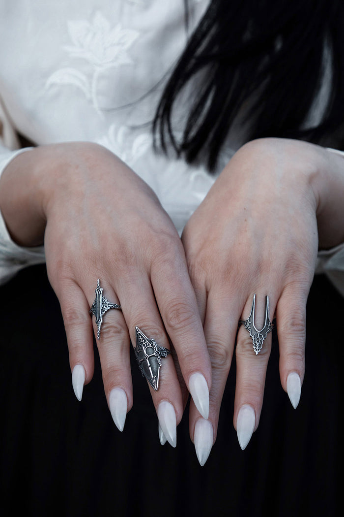 renaissance goth ring