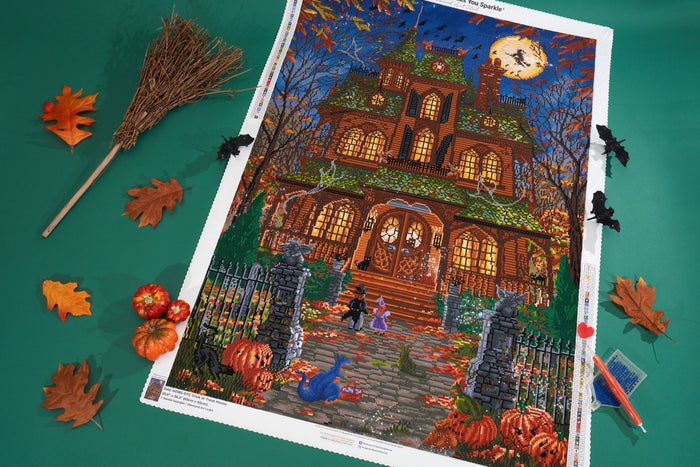 Diamond Painting Trick or Treat House 25.6" x 36.2" (65cm x 92cm) / Square with 57 Colors including 4 ABs and 1 Glow in the Dark Diamonds / 96,309