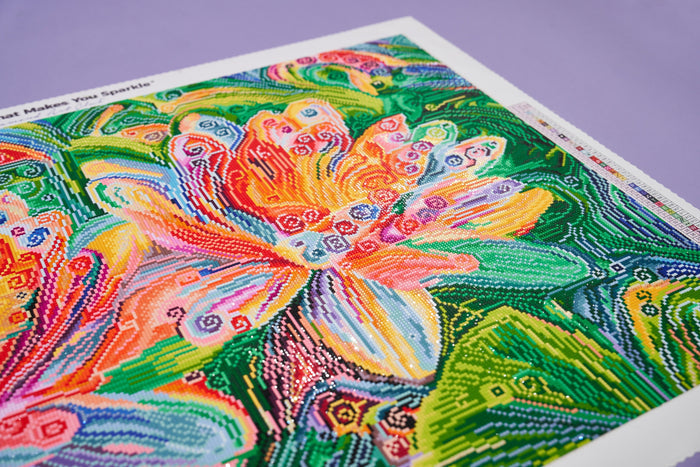Diamond Painting Water Lilies 33" x 22" (83.7cm x 55.8cm) / Square with 54 Colors including 4 ABs / 75,264
